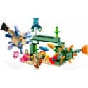 Lego Minecraft 21180 Fighting with guards