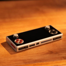 Ayaneo Pocket Micro Handheld Konsole - 8GB, 256GB SSD, Retro-Grau