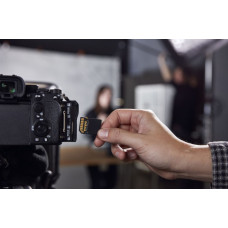 Kingston Tehnoloģija 512 GB Canvas React Plus SDXC UHS-II 280R/150W U3 V60 Full HD/4K attēlošanai