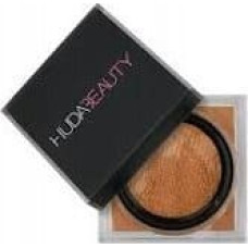 Huda Beauty Huda Beauty, Tantour, Bronzing, Bronzer Compact Powder, Cinnamon, 20 g For Women